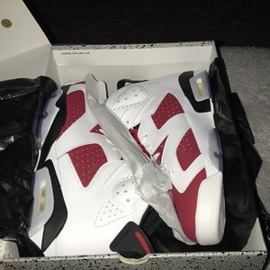 Air Jordan Retro 6 NIB